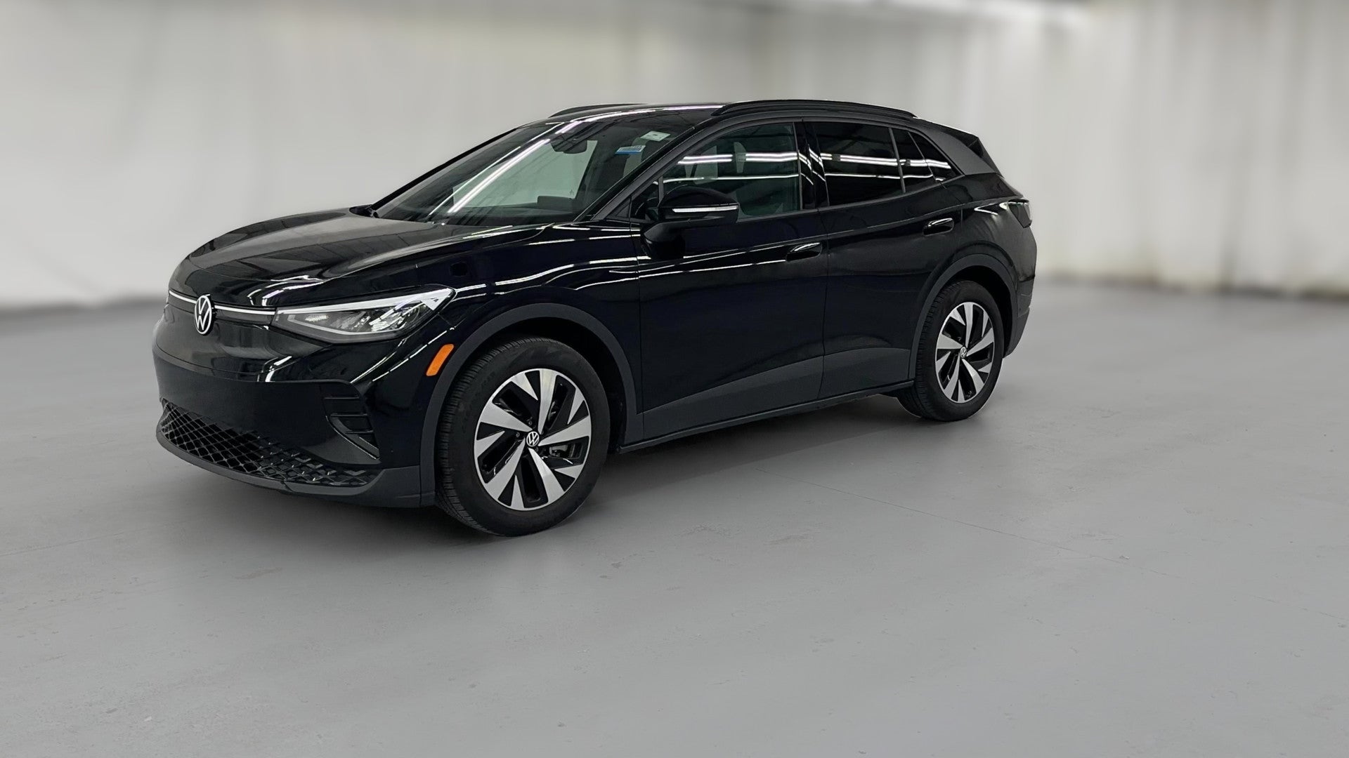 2025 Volkswagen ID.4 vehicle photo