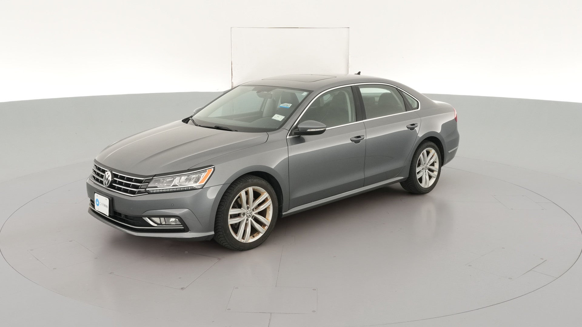 2018 Volkswagen Passat vehicle photo