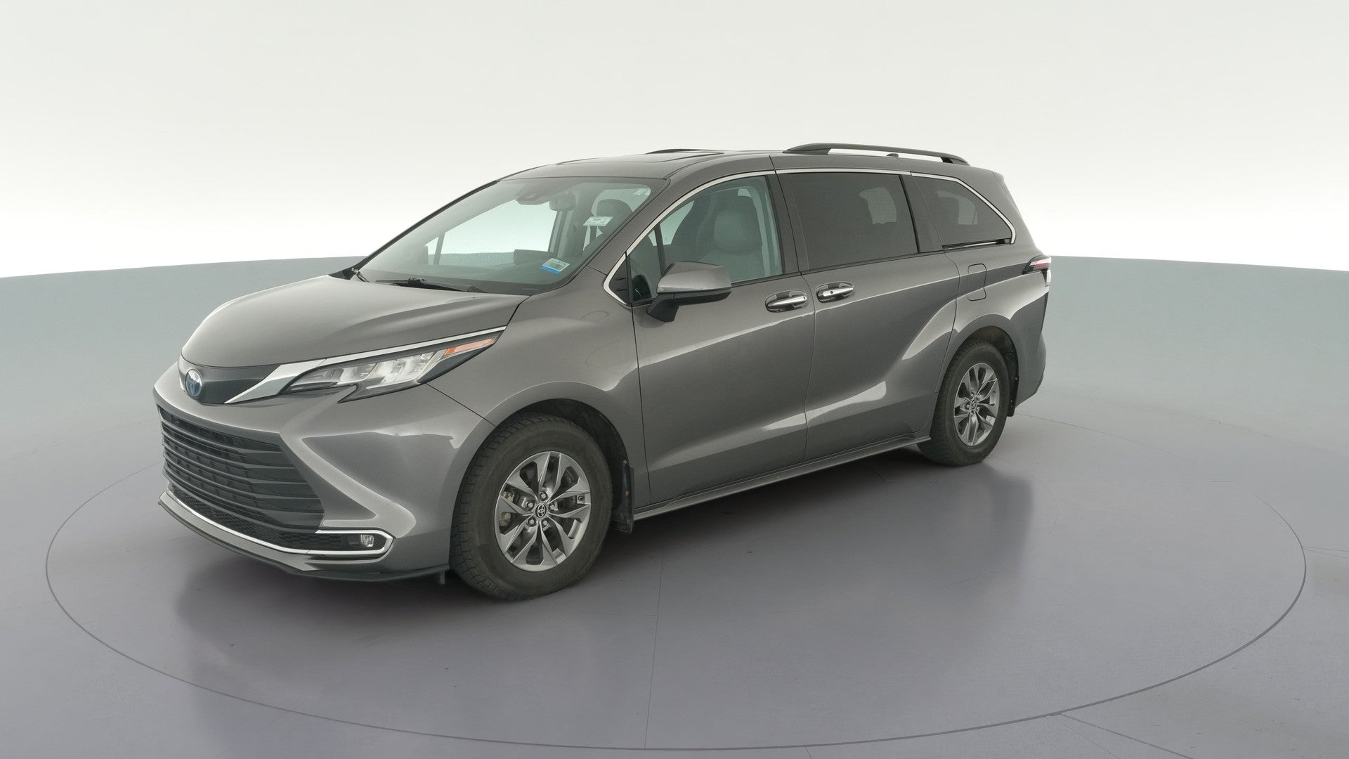 2023 Toyota Sienna vehicle photo