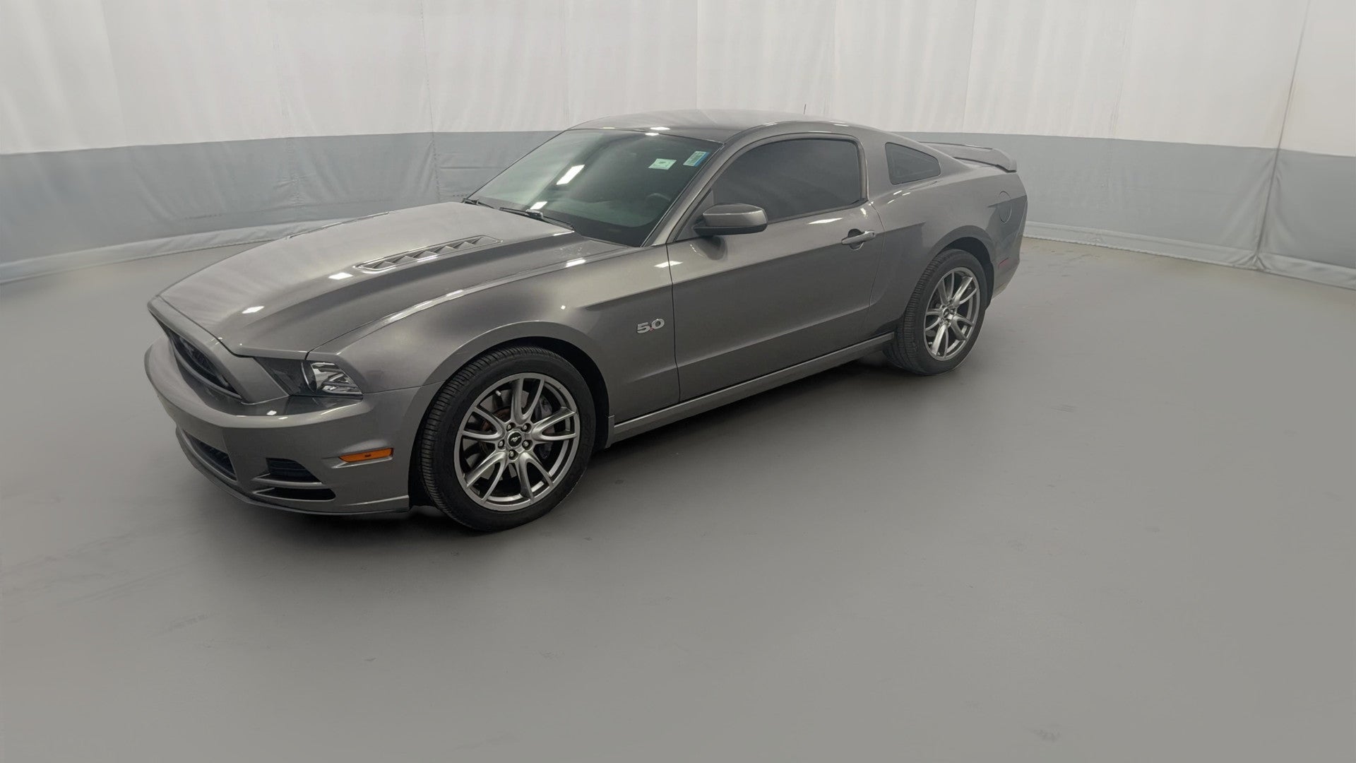 2014 Ford Mustang vehicle photo