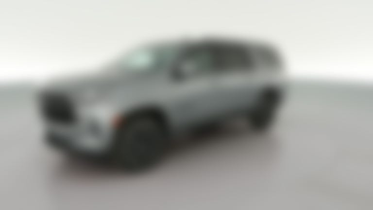 2022 Chevrolet Suburban vehicle photo