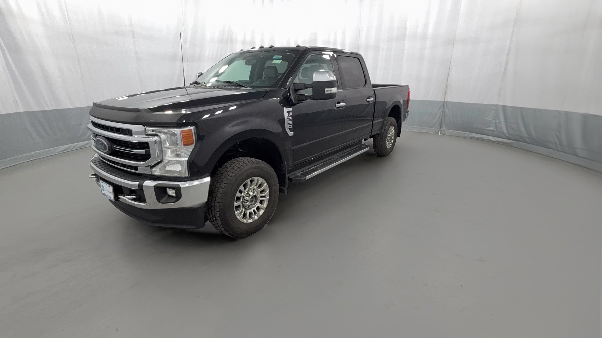 2022 Ford F250 Super Duty Crew Cab vehicle photo