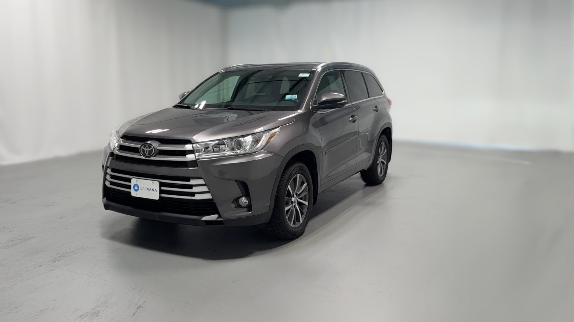 2018 Toyota Highlander vehicle photo
