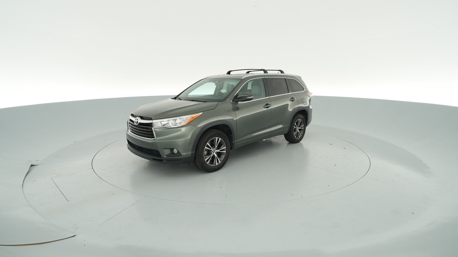 2016 Toyota Highlander vehicle photo