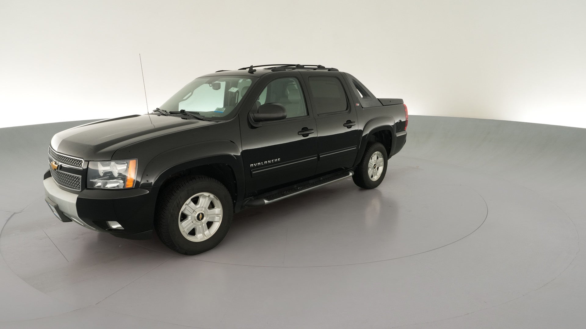 2012 Chevrolet Avalanche vehicle photo