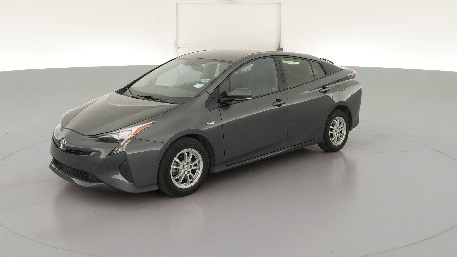 2016 Toyota Prius vehicle photo