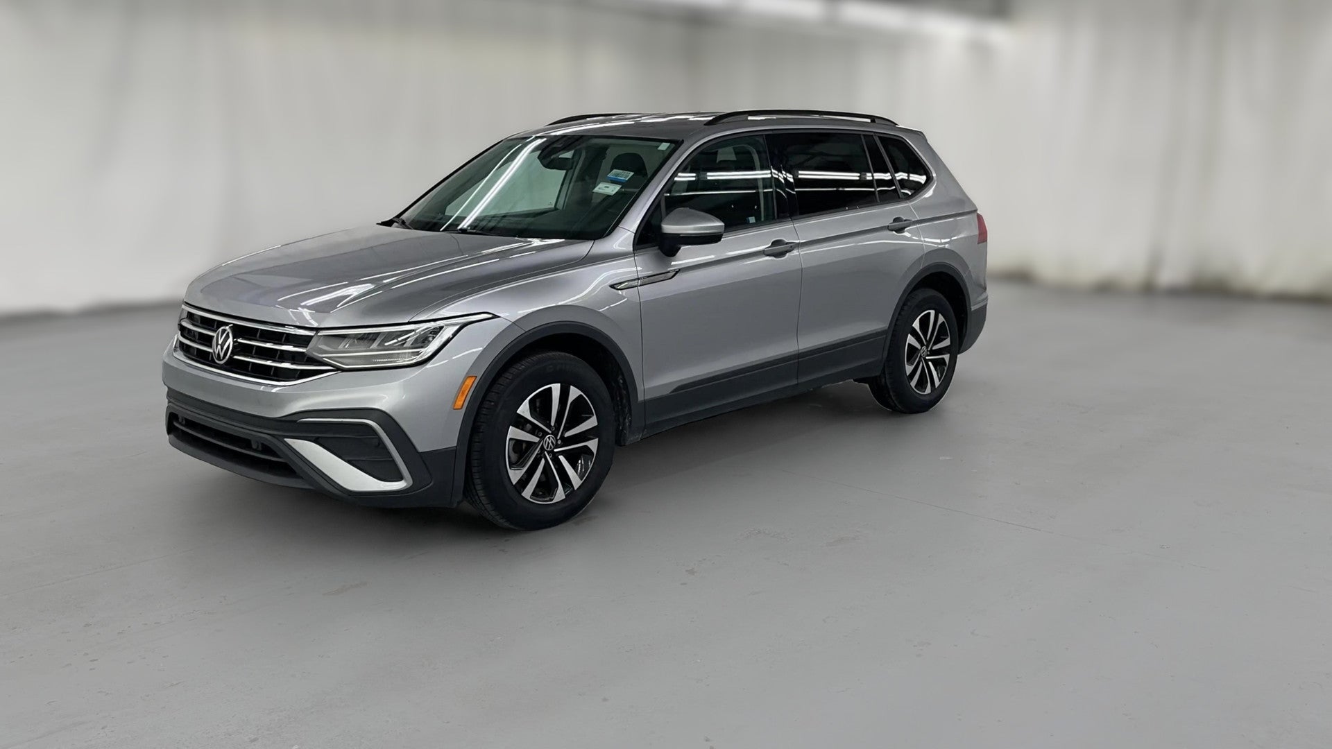 2024 Volkswagen Tiguan vehicle photo