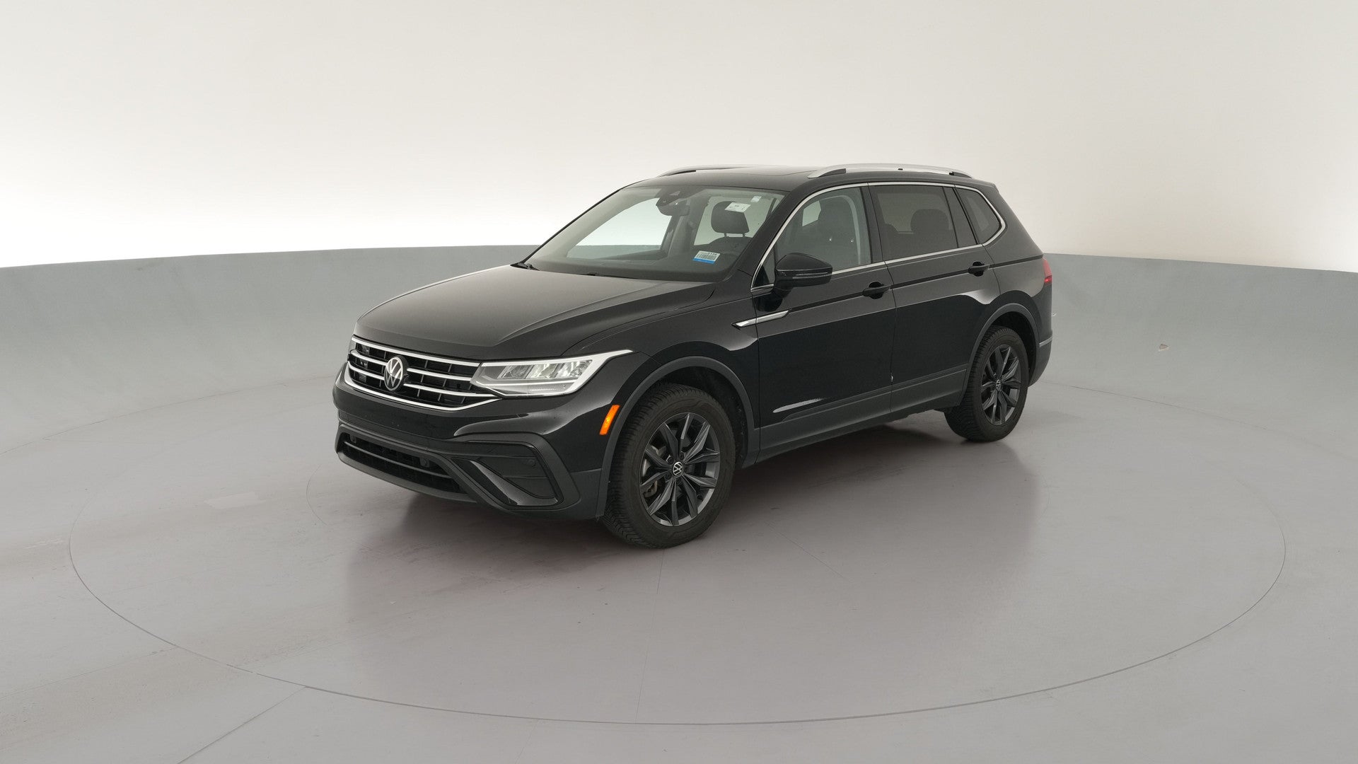 2023 Volkswagen Tiguan vehicle photo