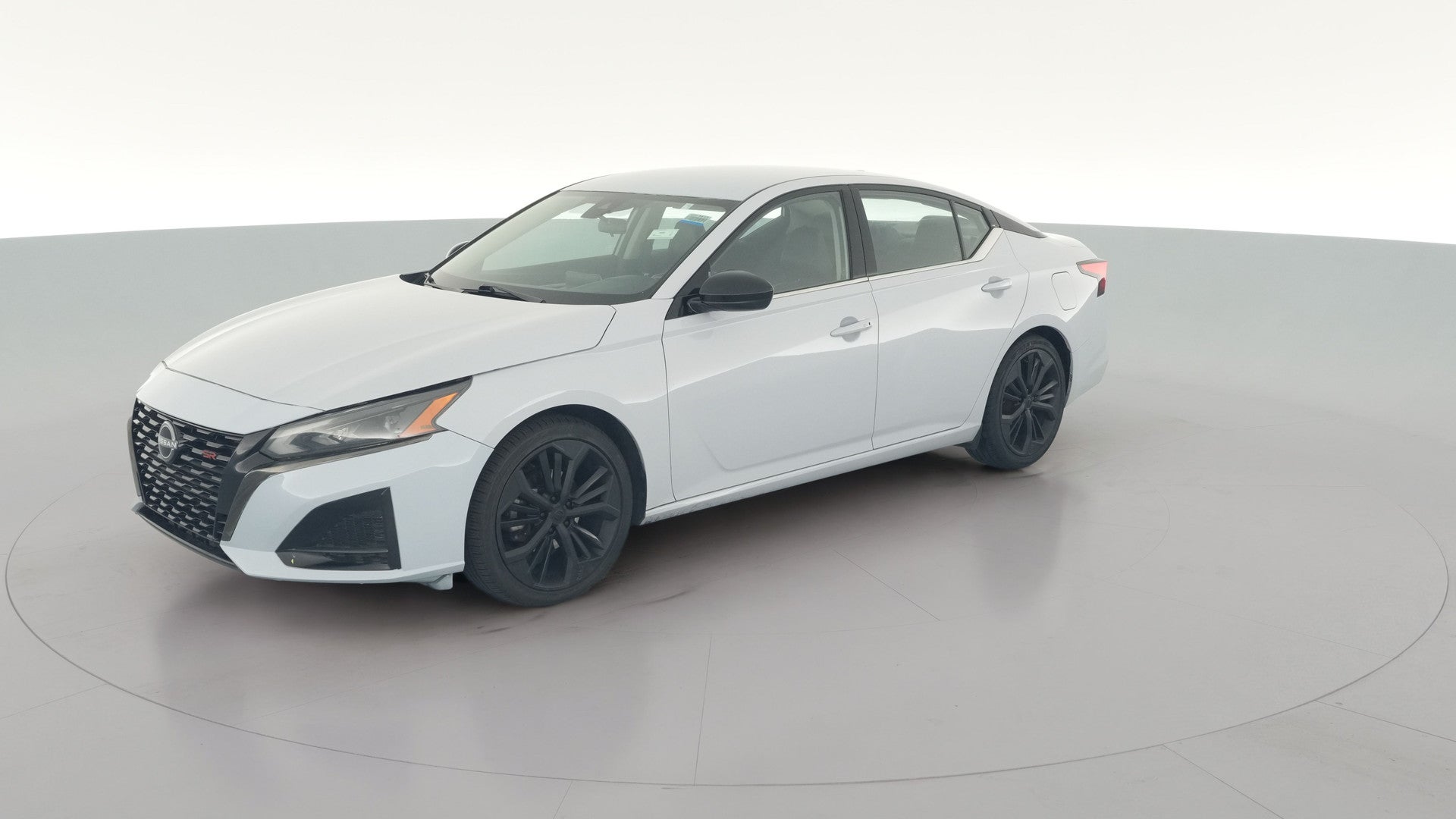 2024 Nissan Altima vehicle photo