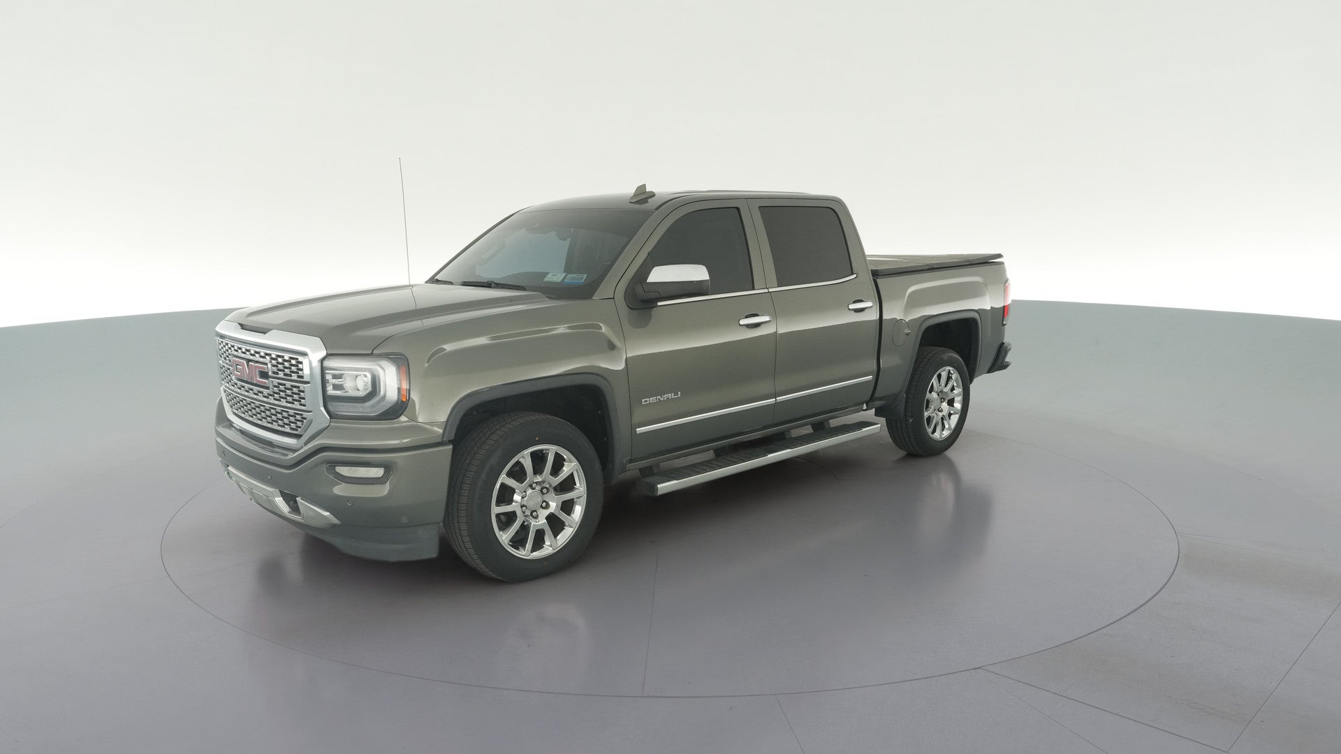 2018 GMC Sierra 1500 Crew Cab vehicle photo