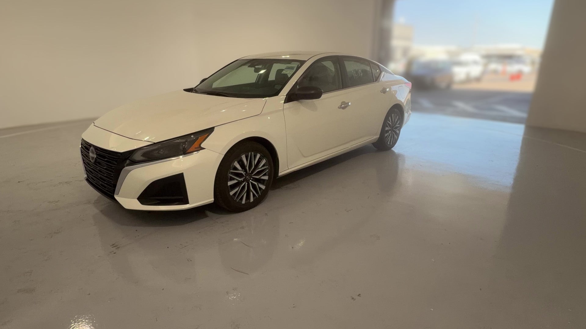2025 Nissan Altima vehicle photo