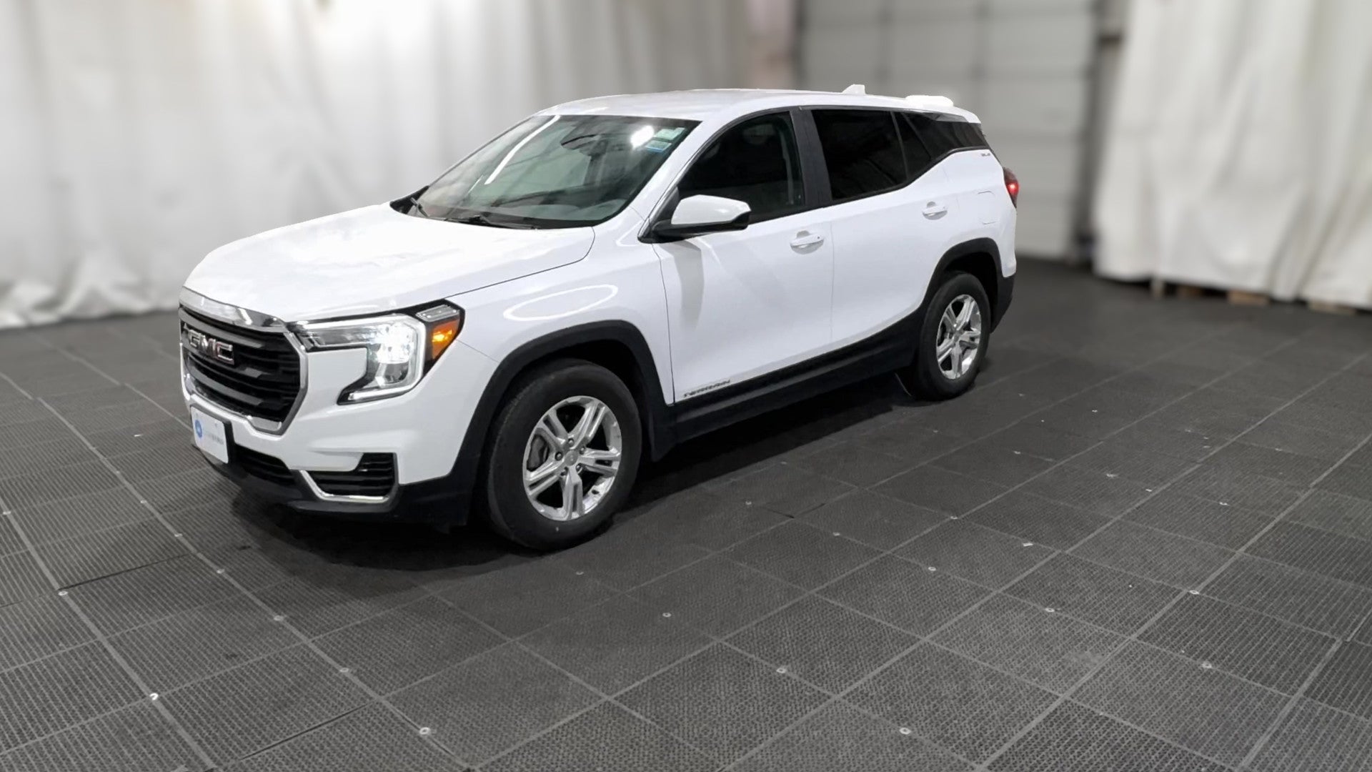 2024 GMC Terrain vehicle photo