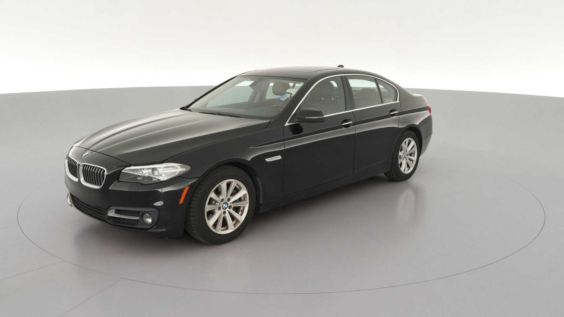 2015 BMW 5 Series vehicle photo
