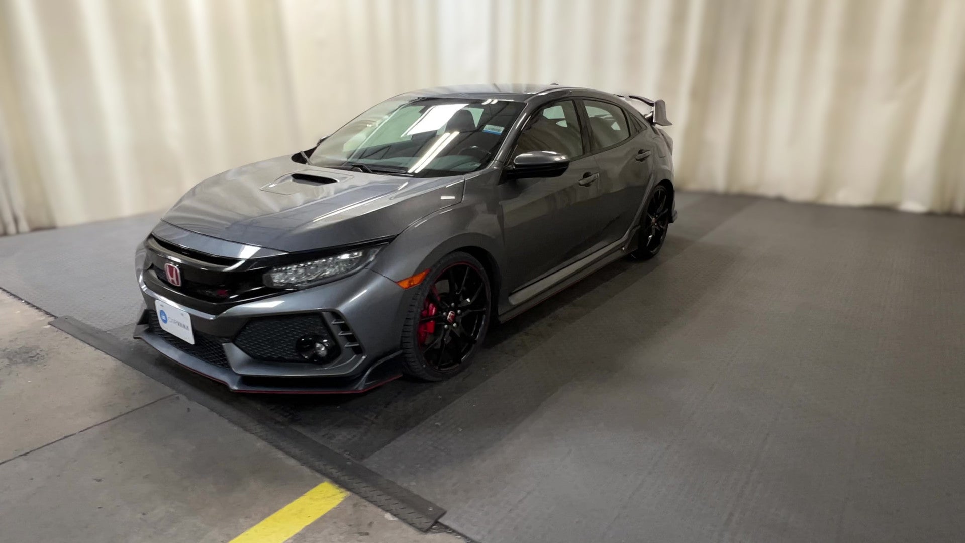2018 Honda Civic Type R vehicle photo