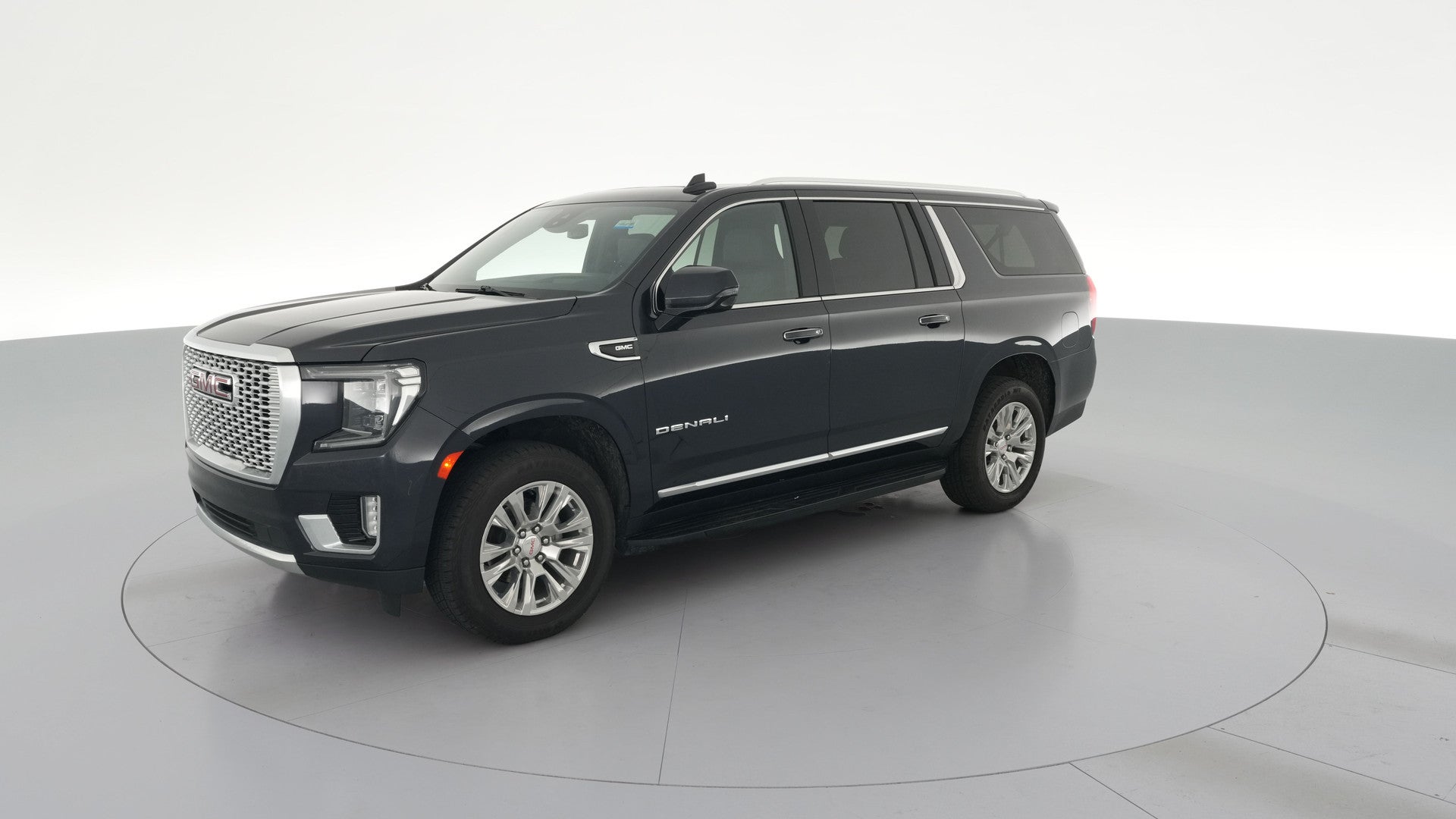 2024 GMC Yukon XL vehicle photo