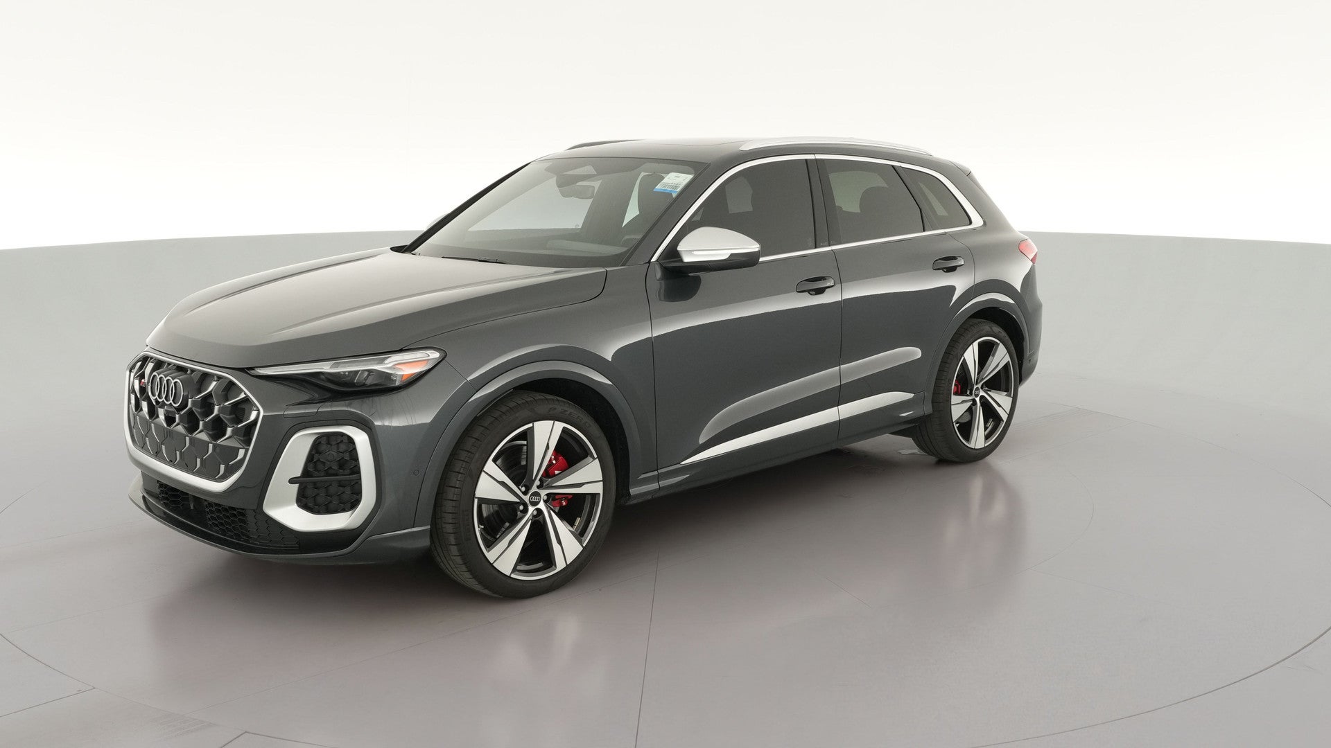 2025 Audi SQ5 vehicle photo