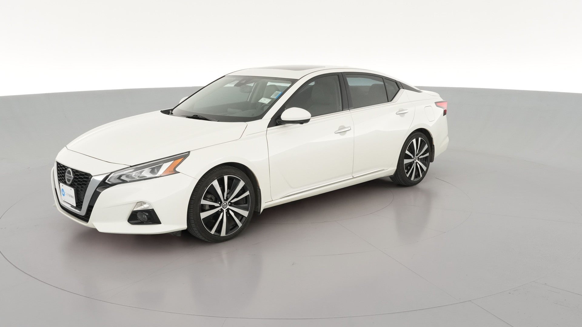 2019 Nissan Altima vehicle photo