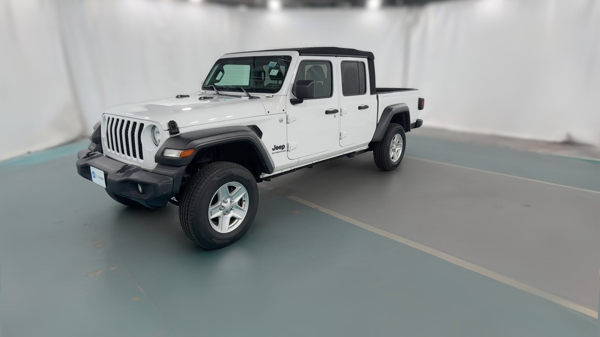 2020 Jeep Gladiator vehicle photo