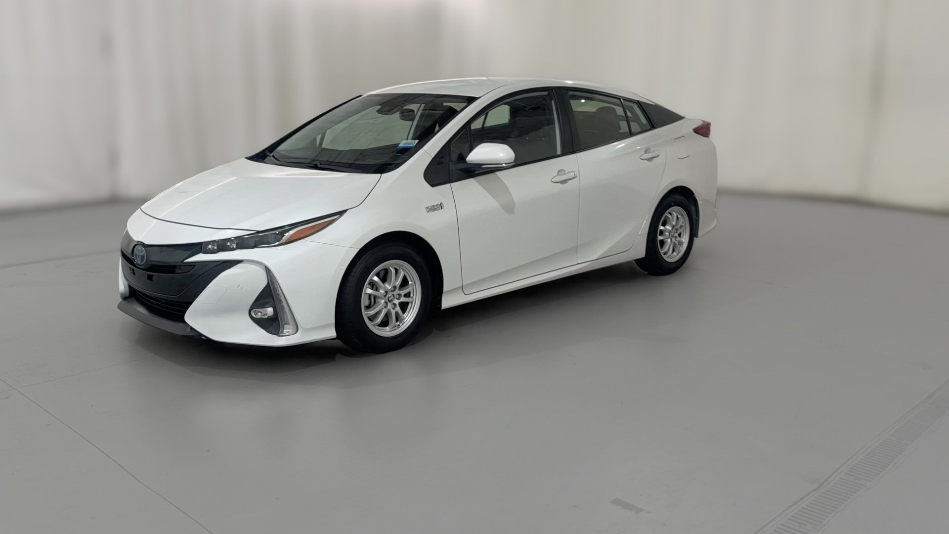 2021 Toyota Prius Prime vehicle photo