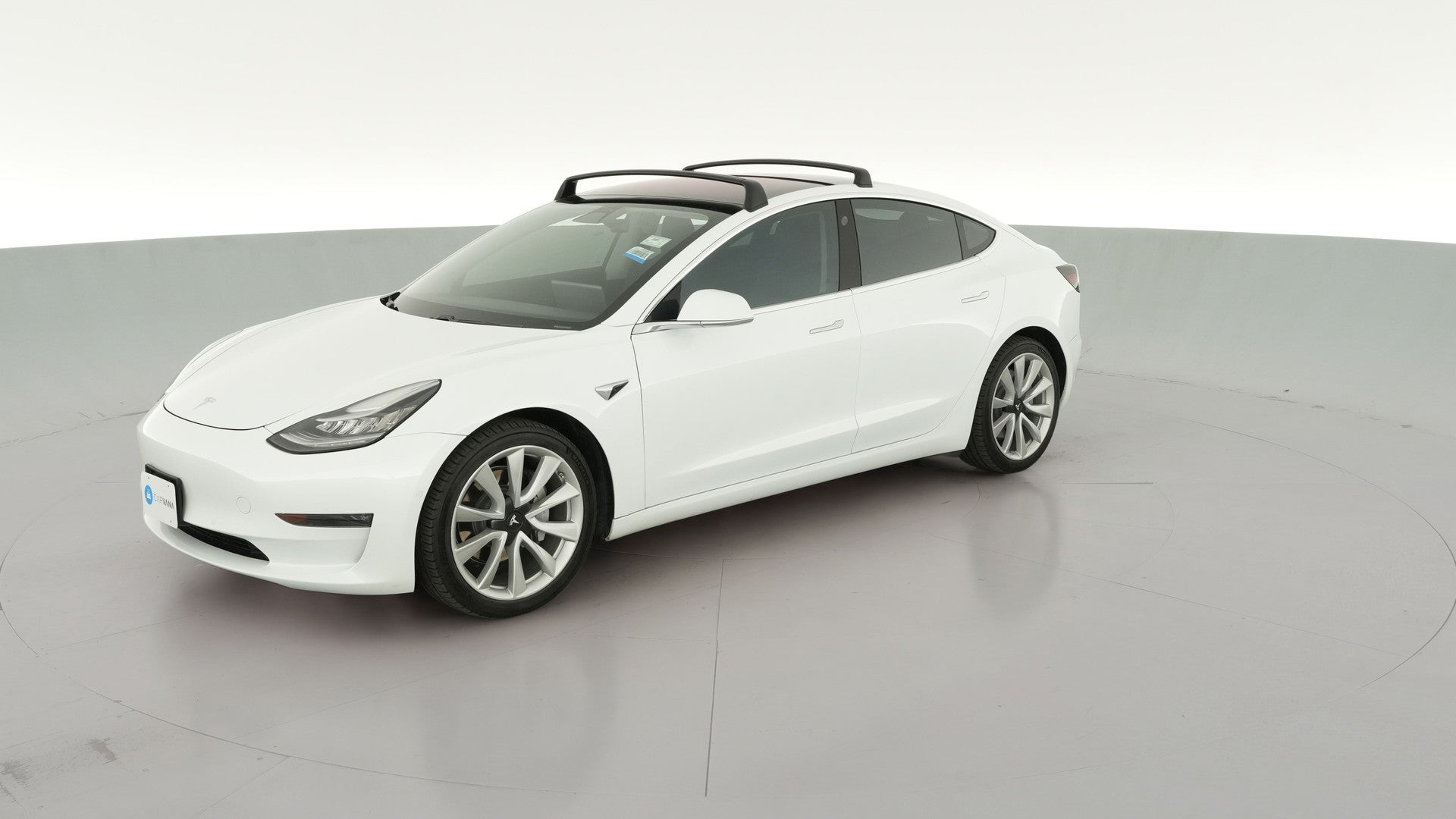 2018 Tesla Model 3 vehicle photo