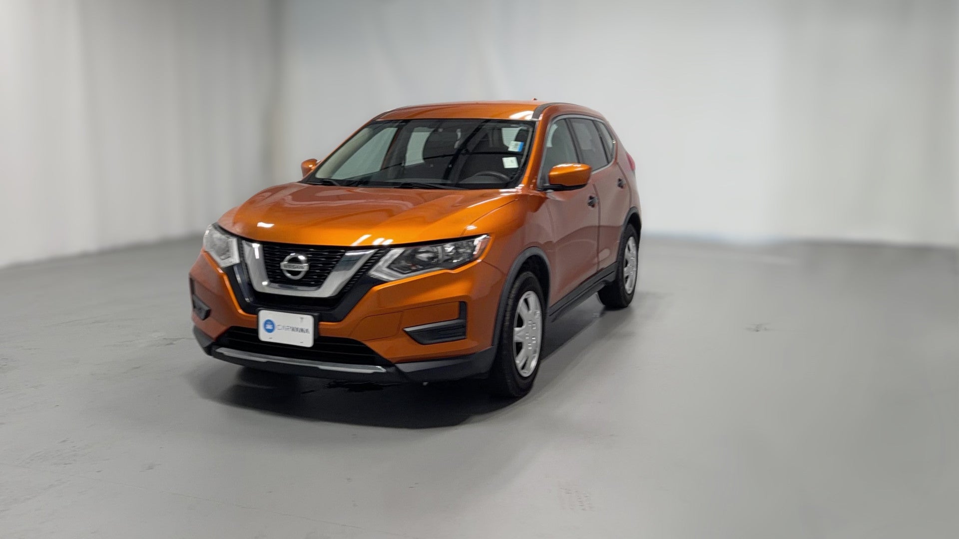 2017 Nissan Rogue vehicle photo