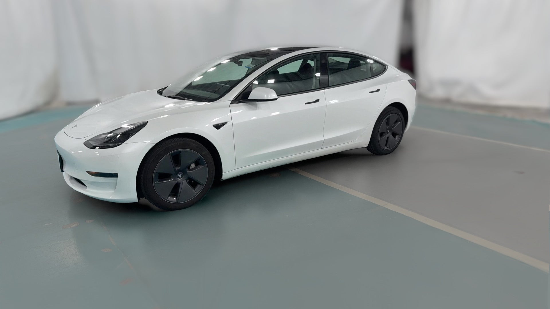2023 Tesla Model 3 vehicle photo