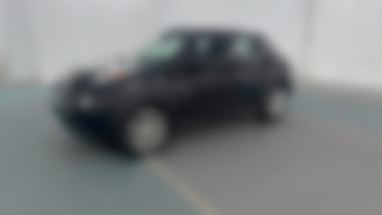 2015 Nissan JUKE vehicle photo