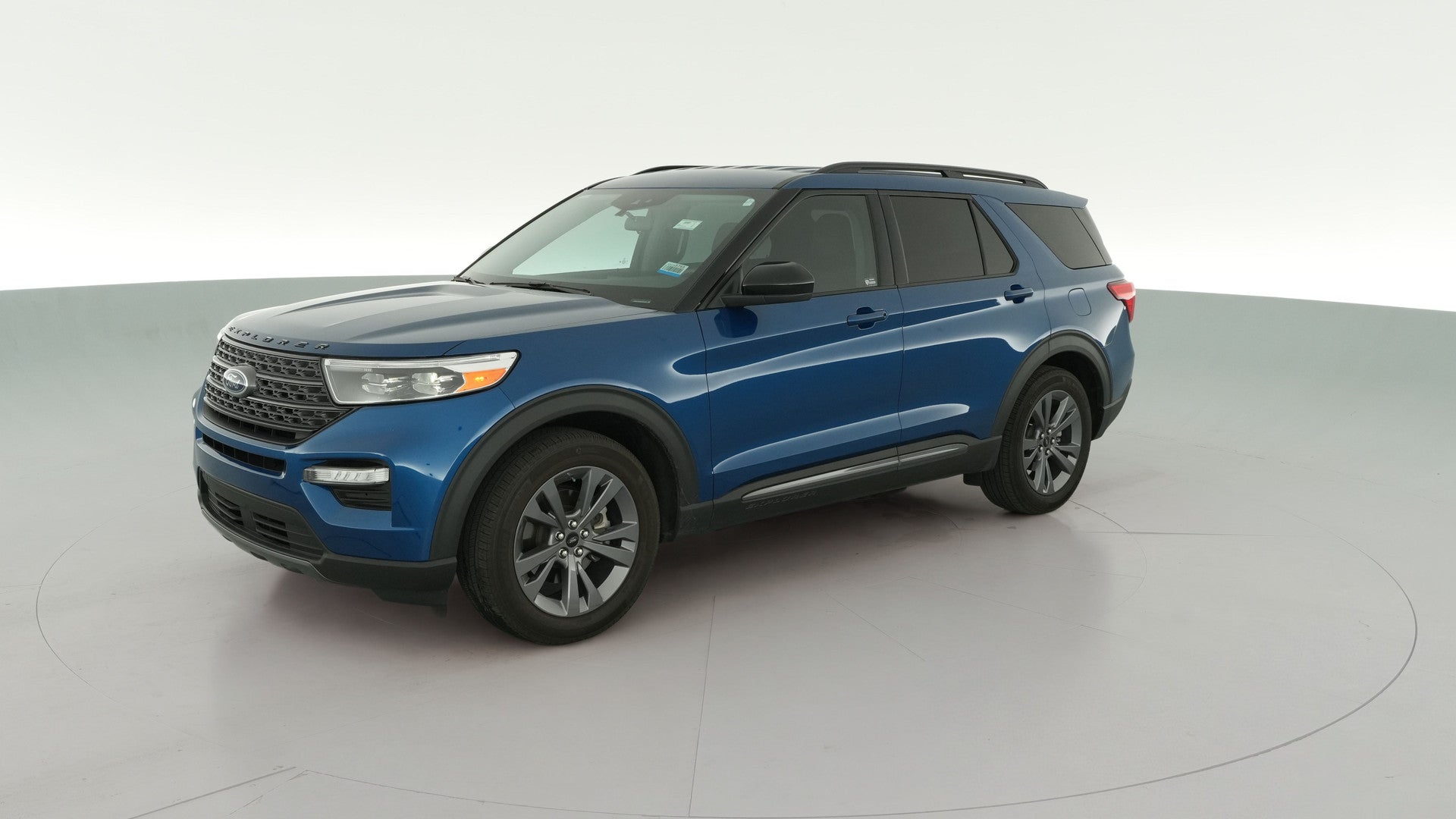 2022 Ford Explorer vehicle photo