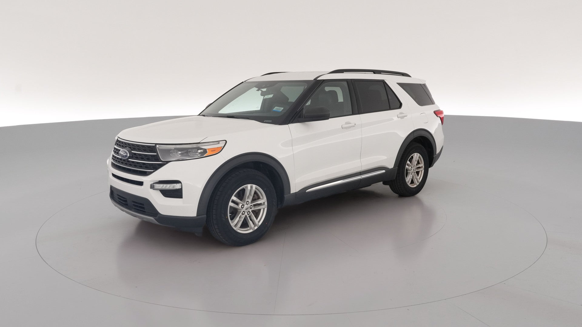 2020 Ford Explorer vehicle photo