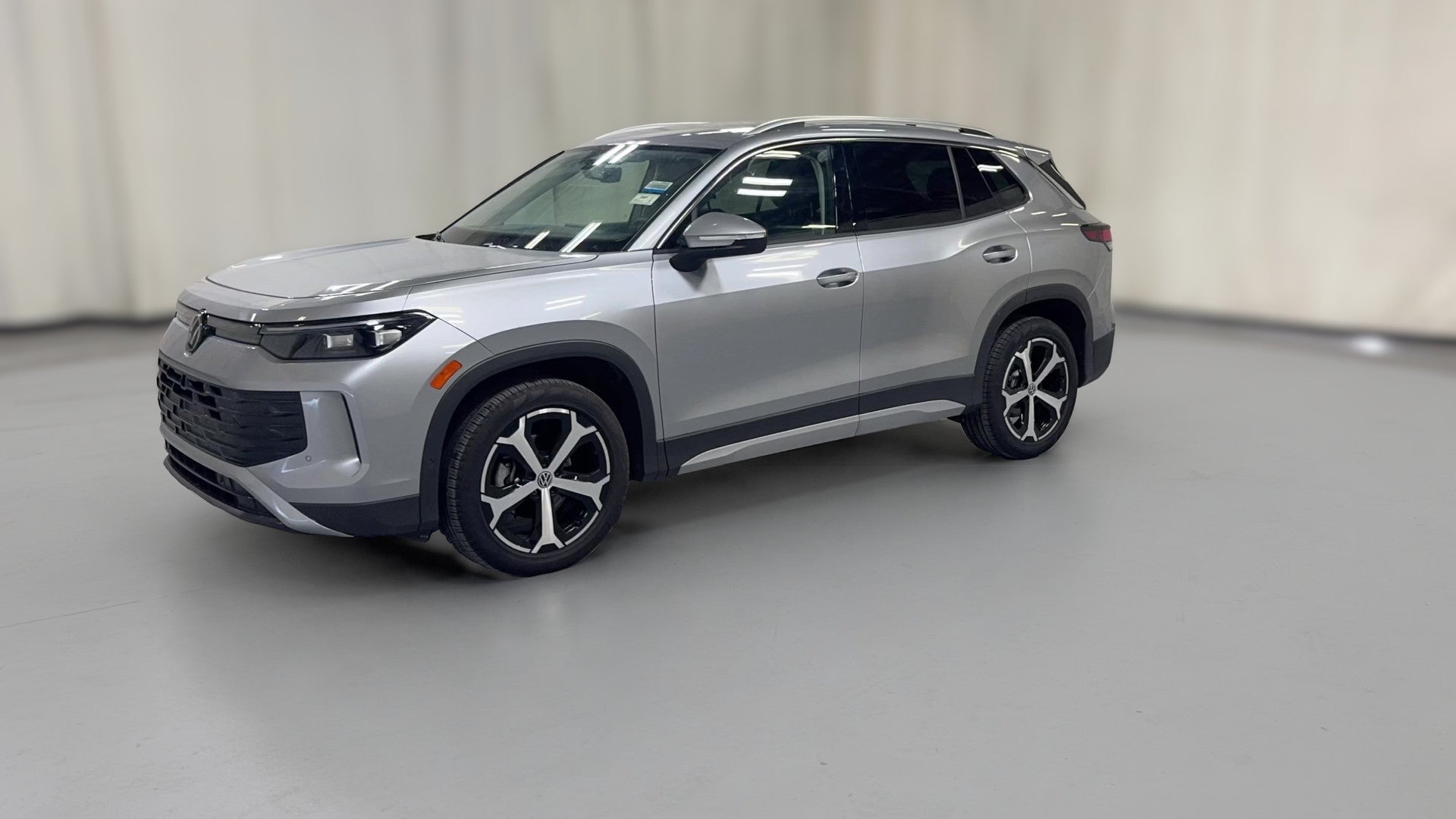 2025 Volkswagen Tiguan vehicle photo