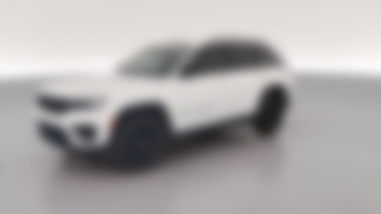 2024 Jeep Grand Cherokee vehicle photo