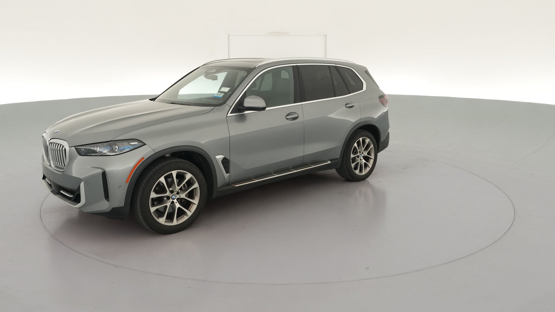 2025 BMW X5 vehicle photo