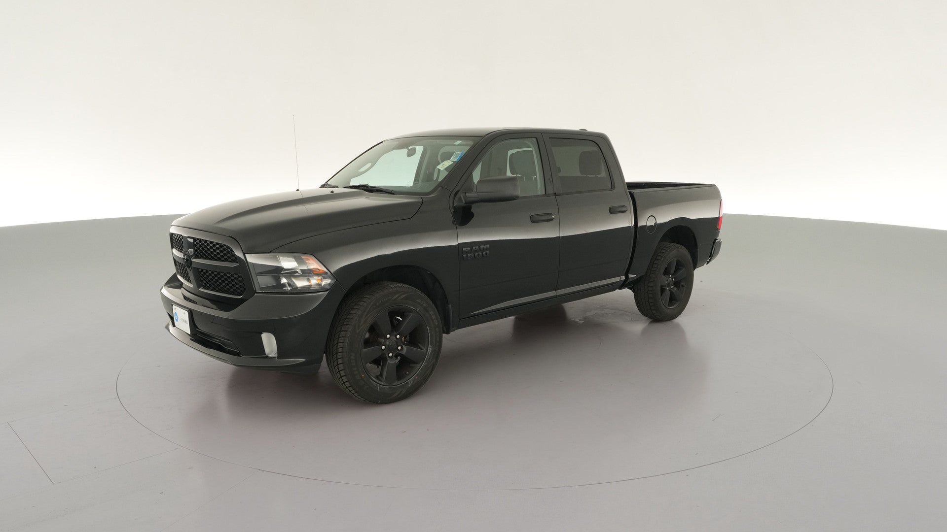 2018 Ram 1500 Crew Cab vehicle photo
