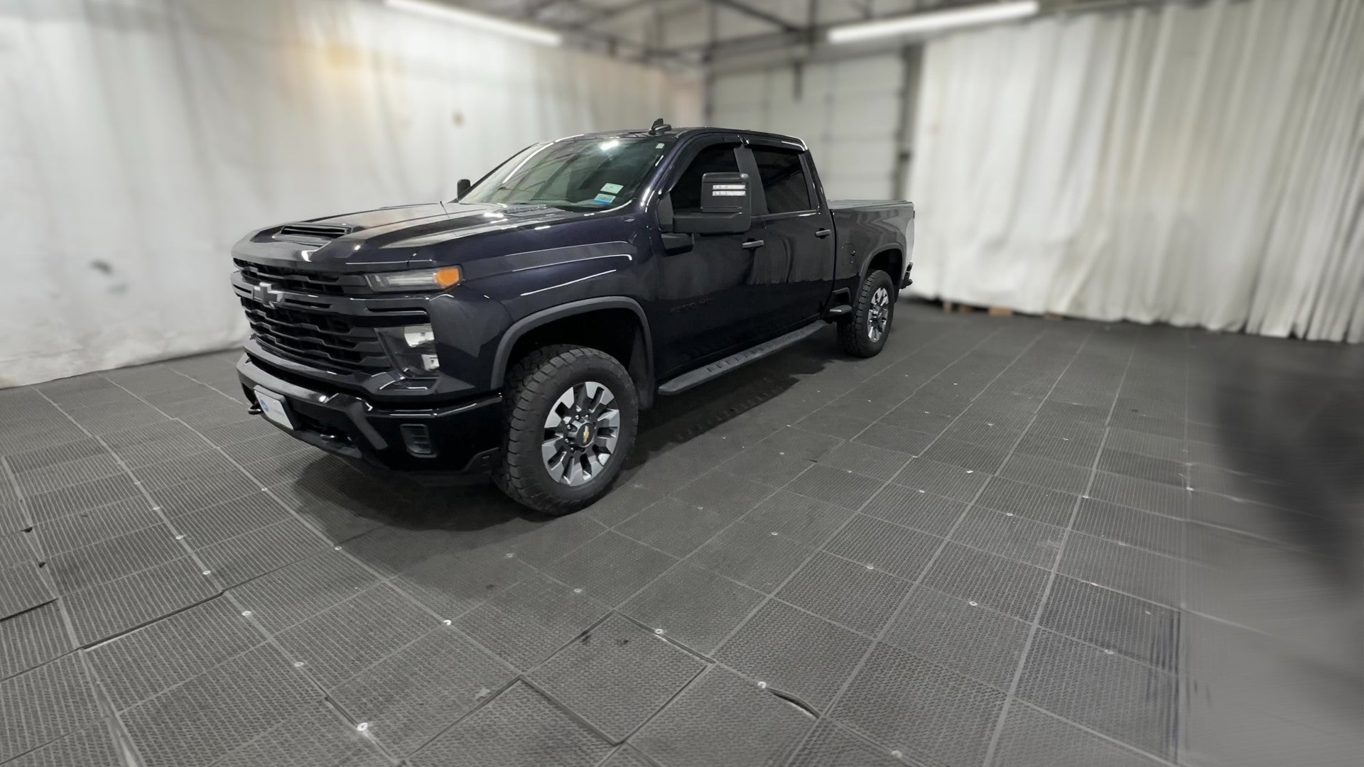 2024 Chevrolet Silverado 2500 HD Crew Cab vehicle photo