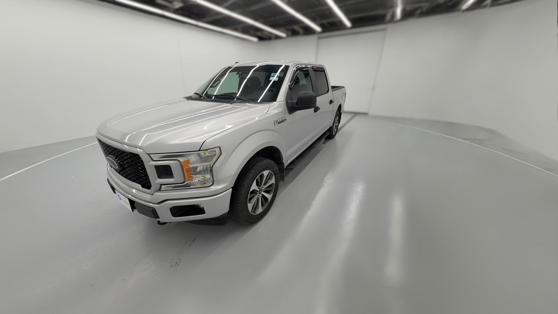 2019 Ford F150 SuperCrew Cab vehicle photo