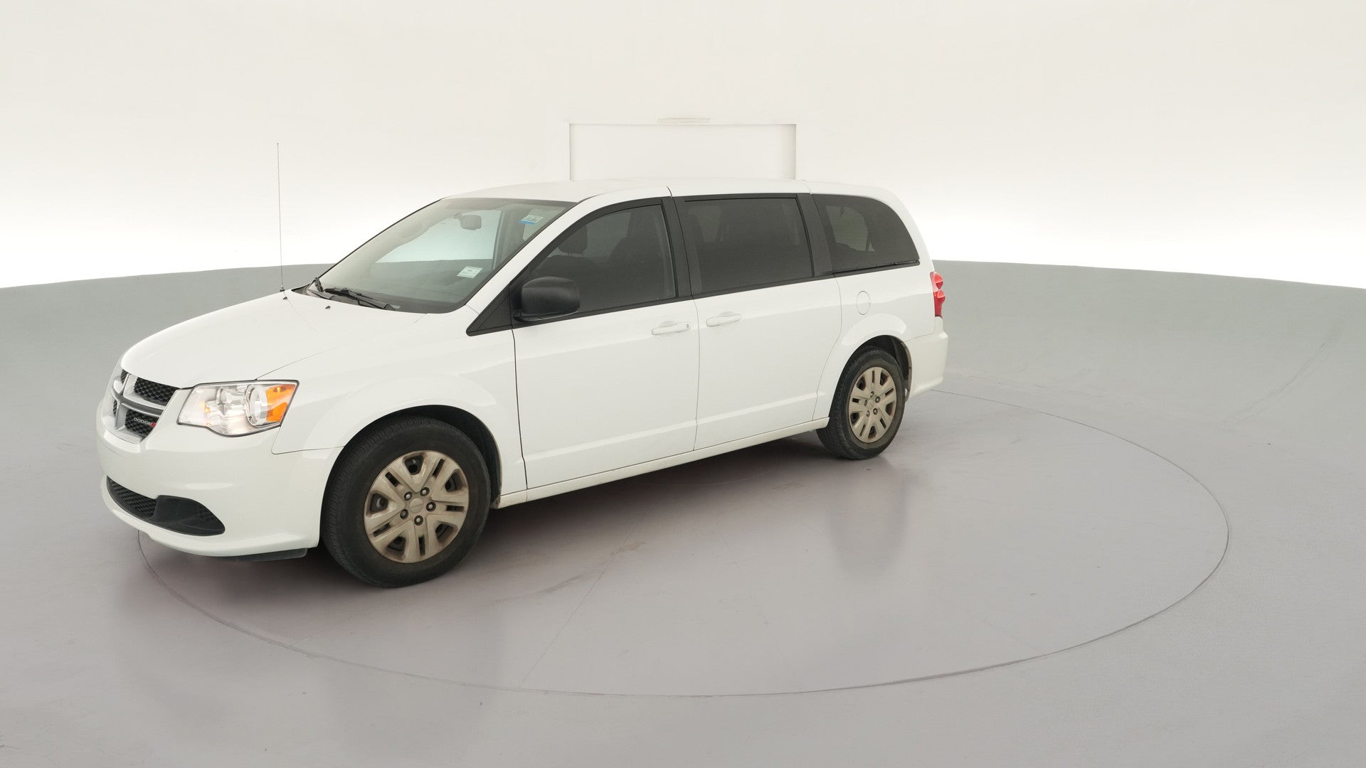 2018 Dodge Grand Caravan Passenger vehicle photo