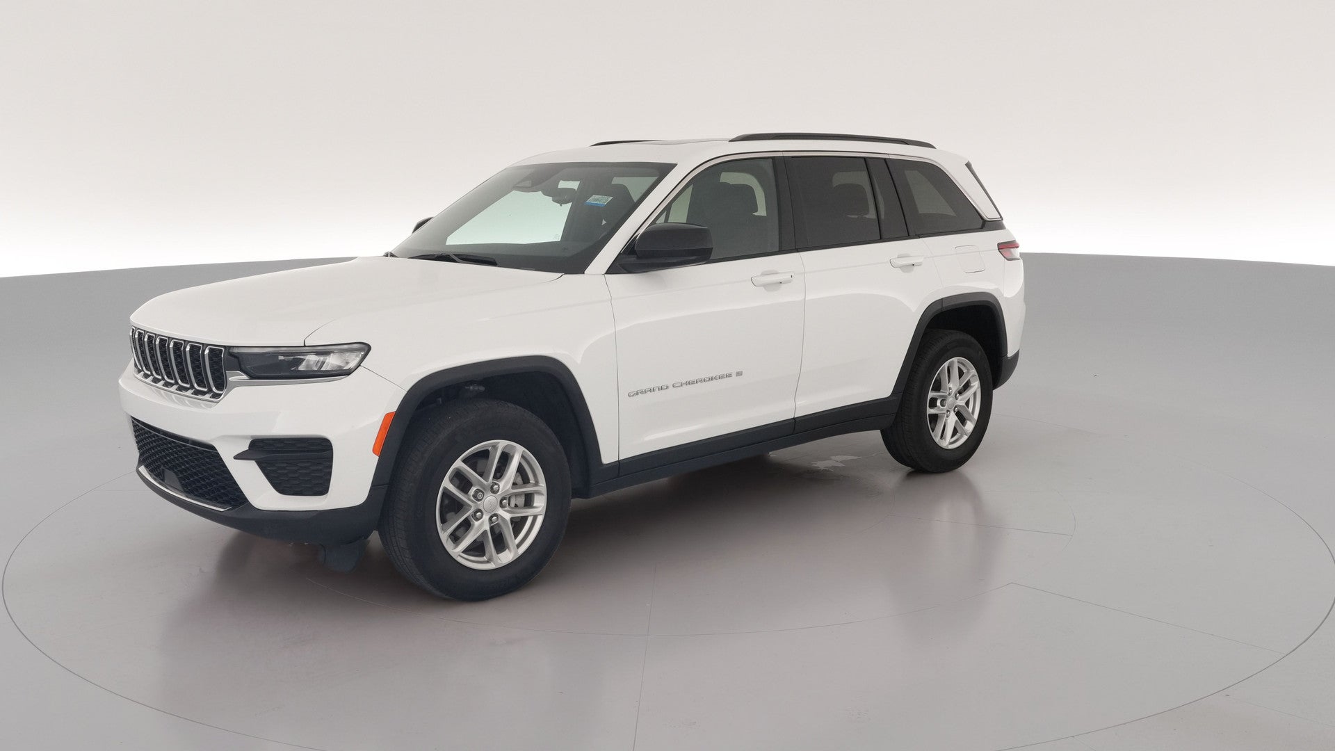 2024 Jeep Grand Cherokee vehicle photo