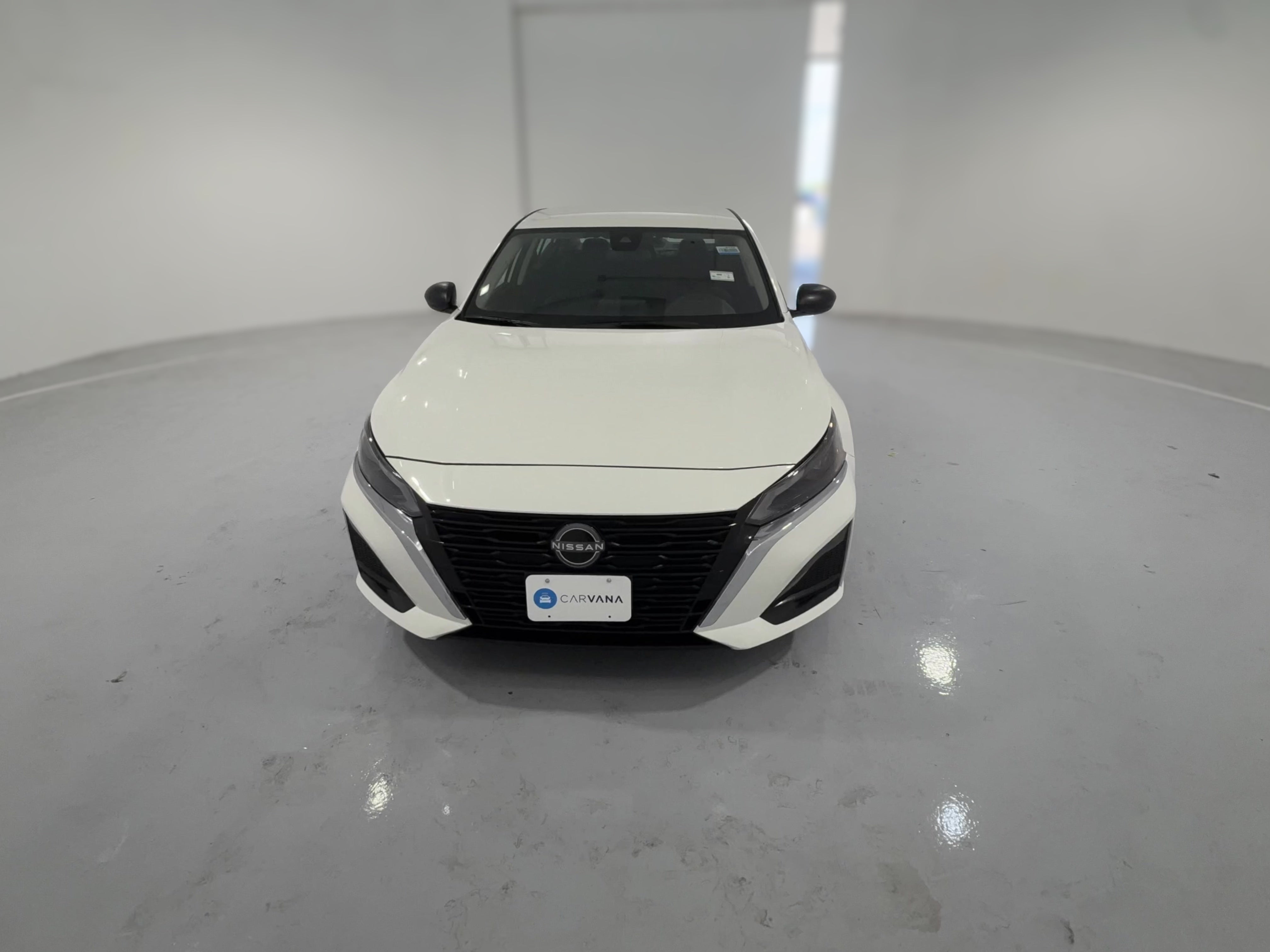 2025 Nissan Altima SV - Photo 16