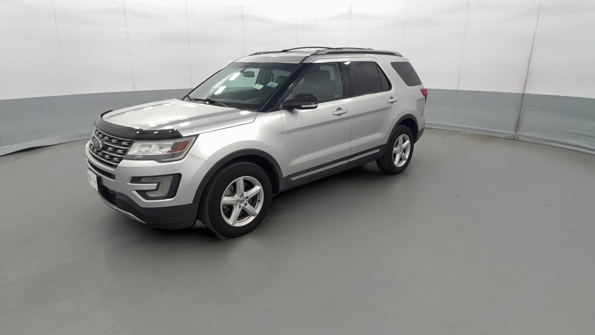 2016 Ford Explorer vehicle photo