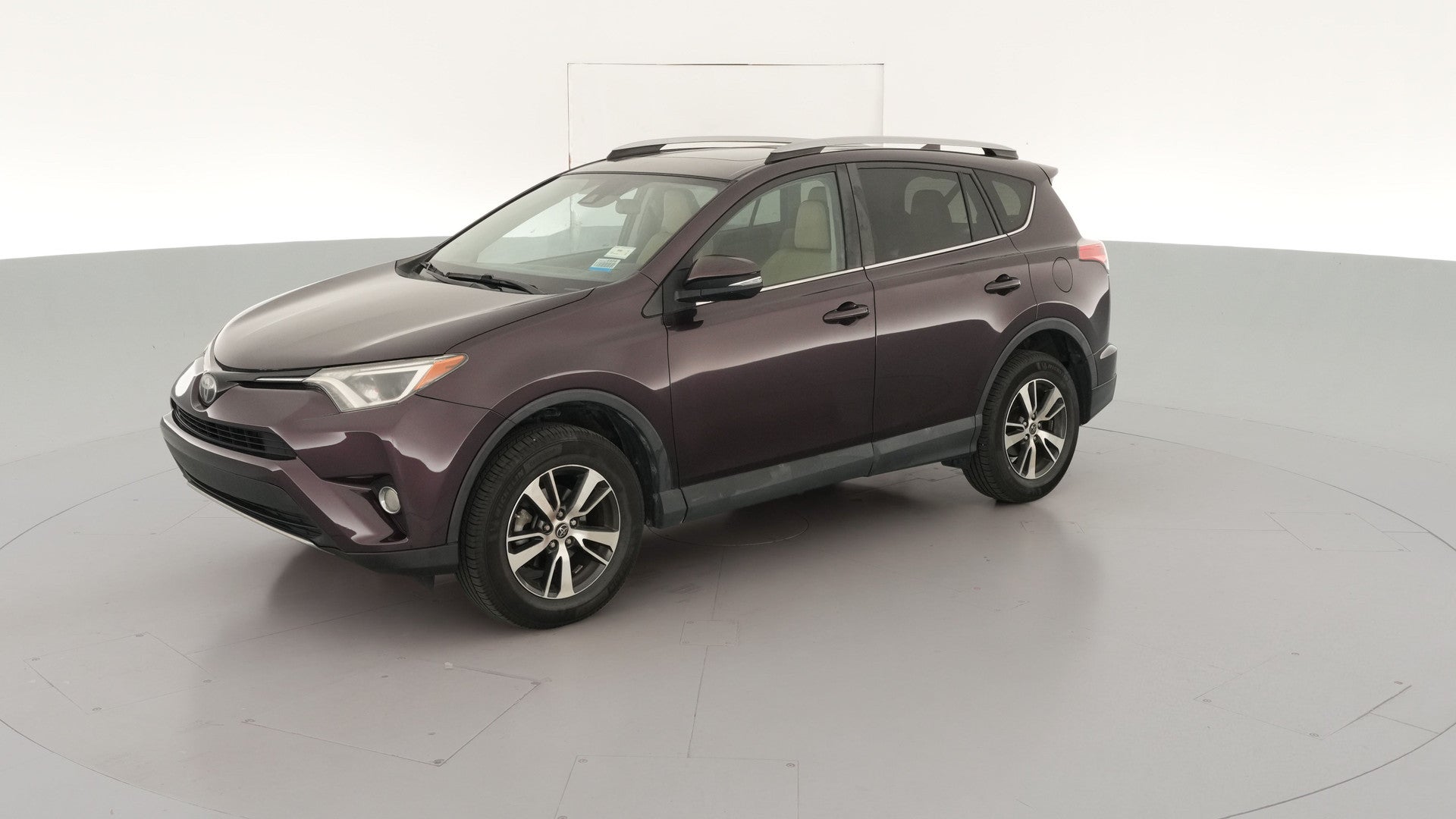 2018 Toyota RAV4 vehicle photo