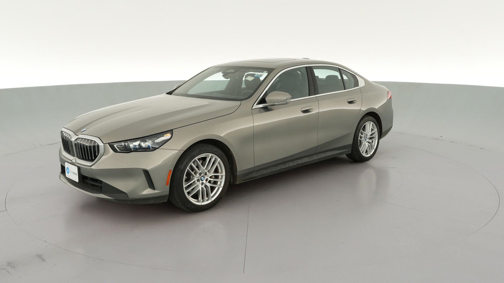 2024 BMW 5 Series vehicle photo