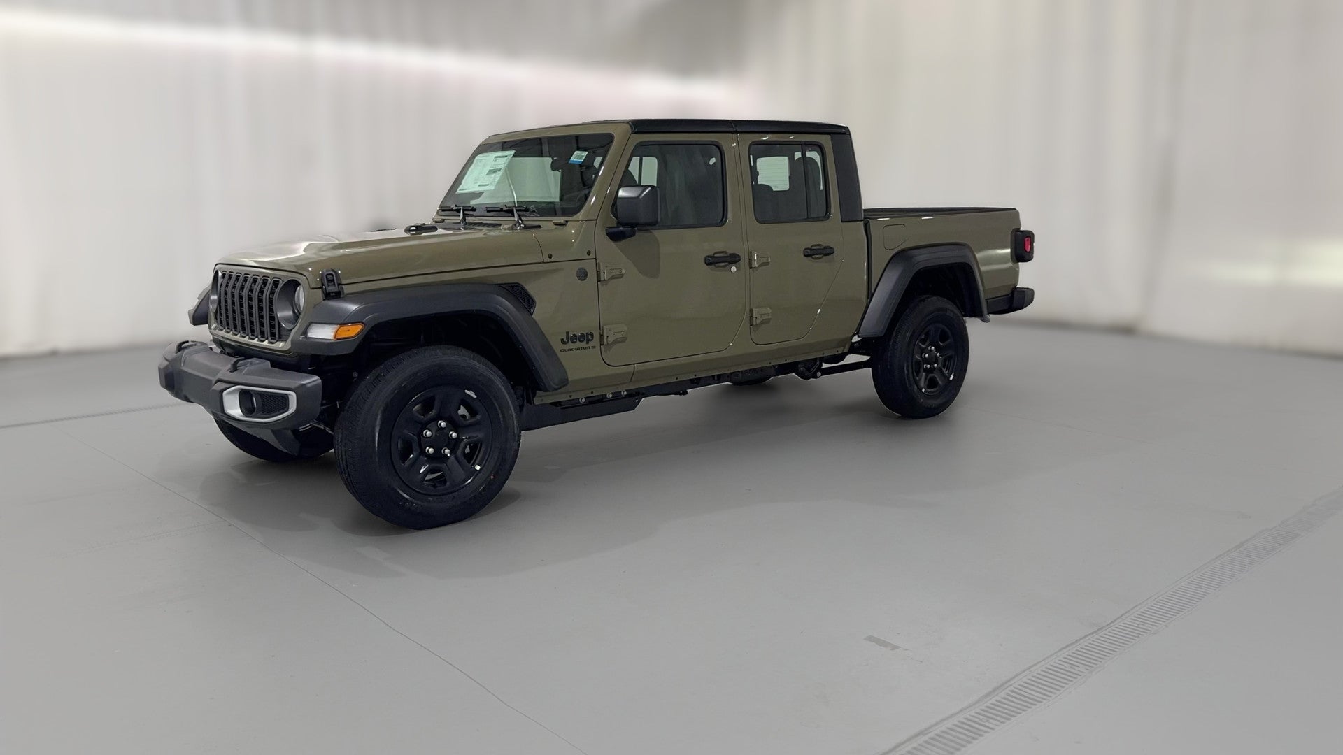 2026 Jeep Gladiator vehicle photo