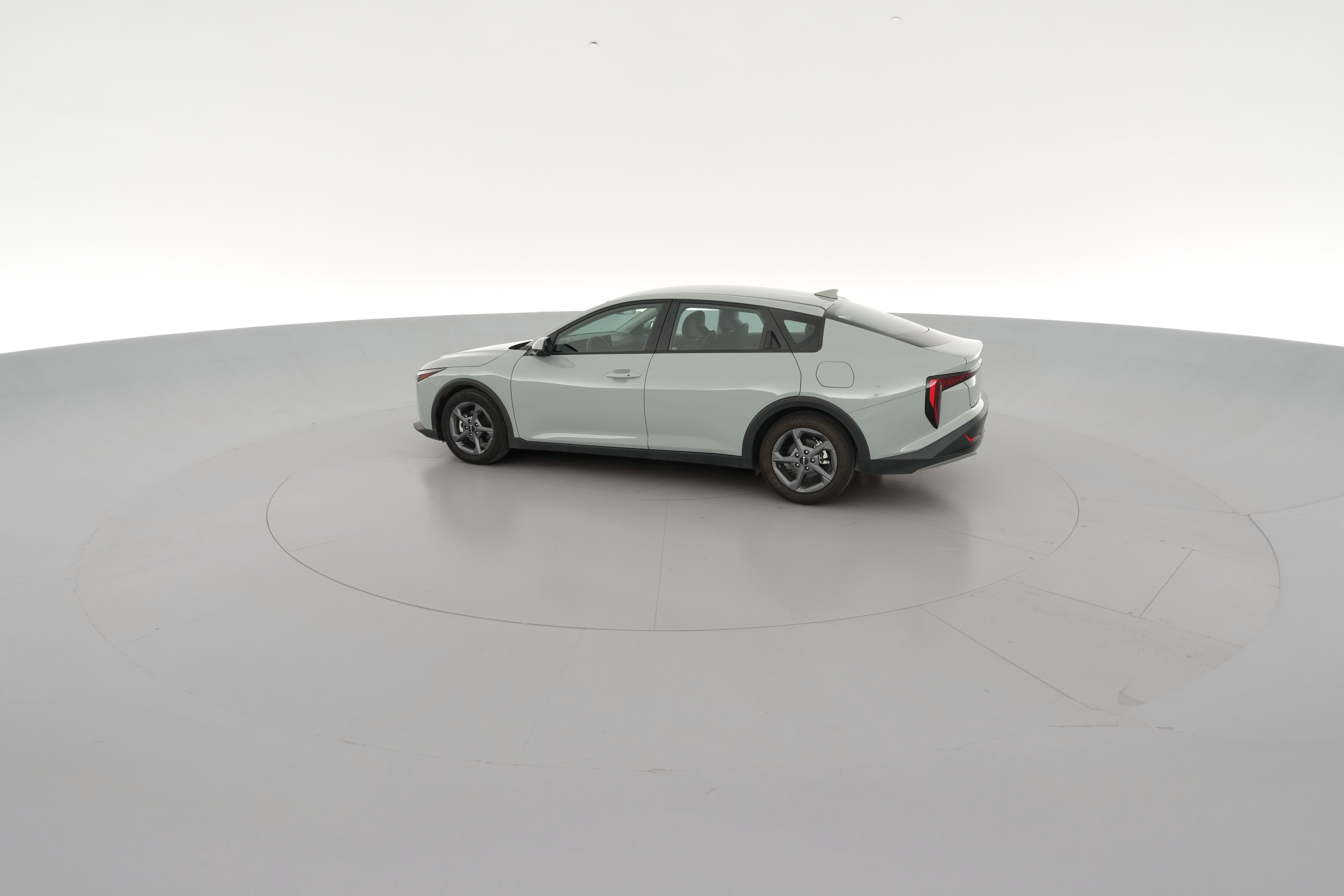 2025 Kia K4 LXS - Photo 28