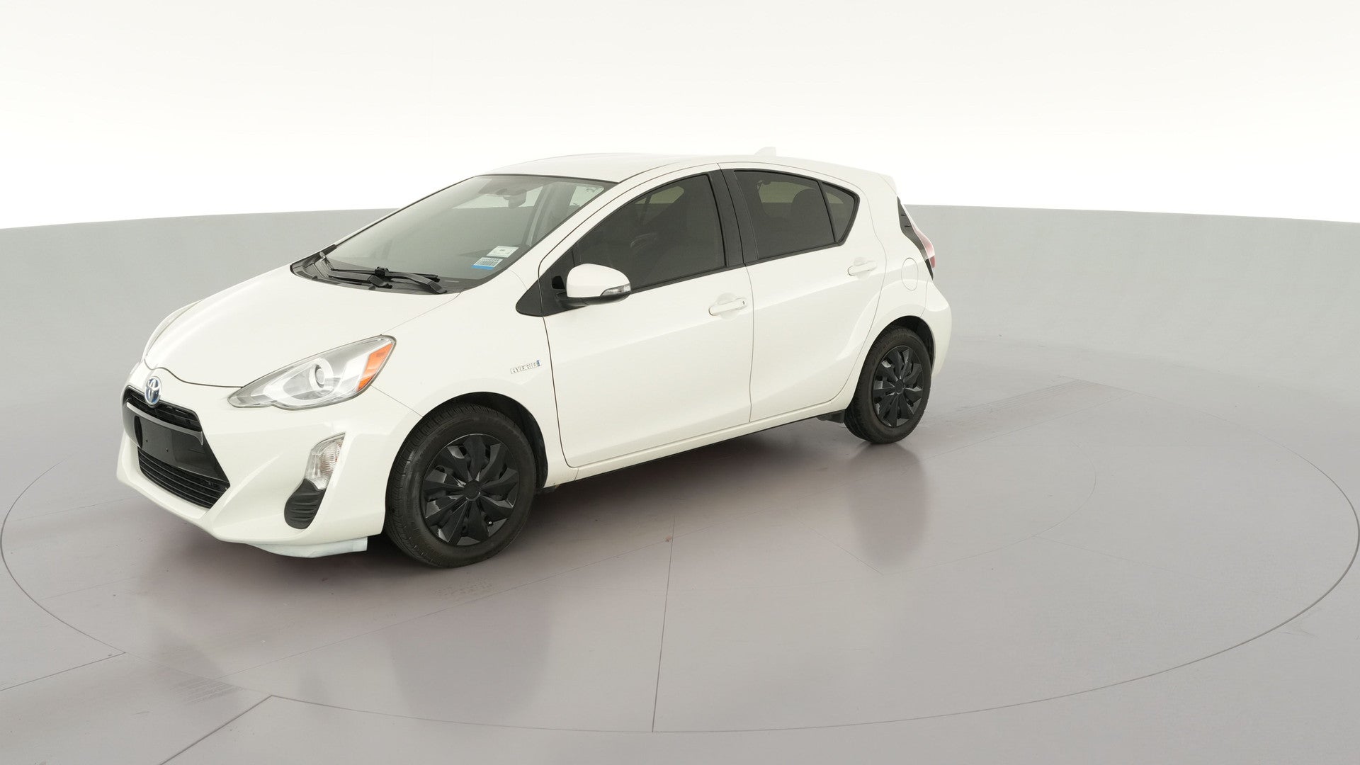 2016 Toyota Prius c vehicle photo