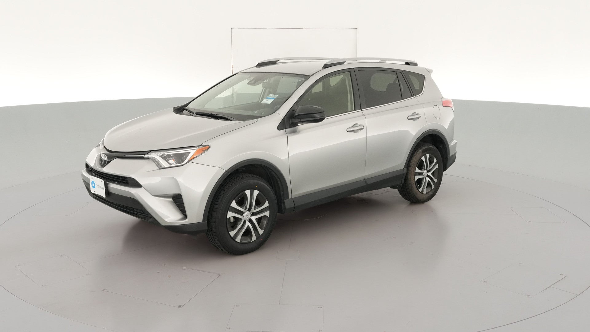 2018 Toyota RAV4 vehicle photo