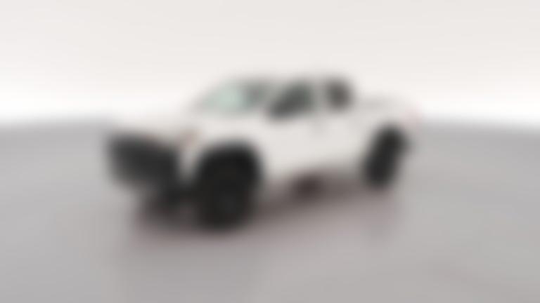 2024 Chevrolet Colorado Crew Cab vehicle photo