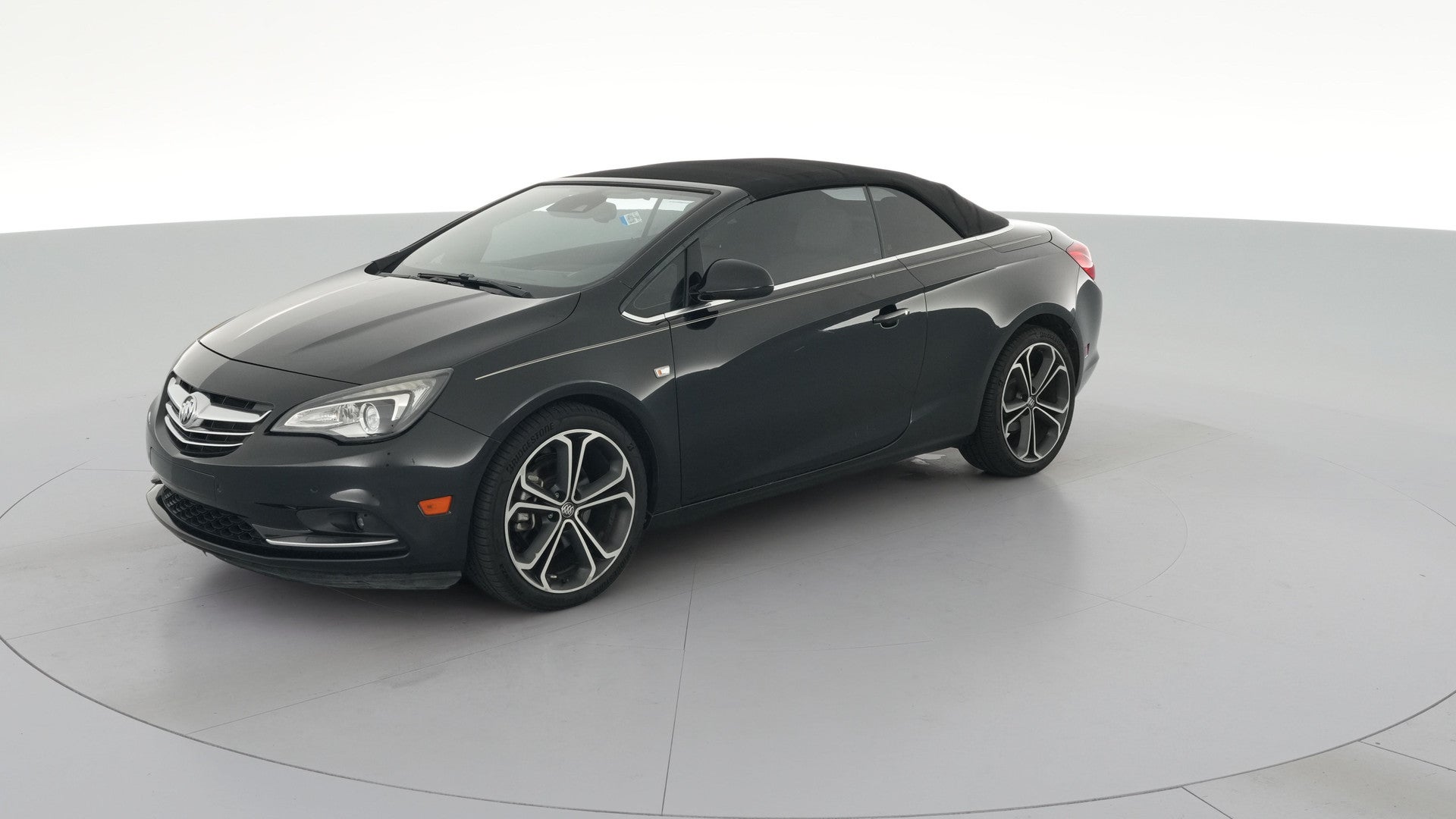 2017 Buick Cascada vehicle photo