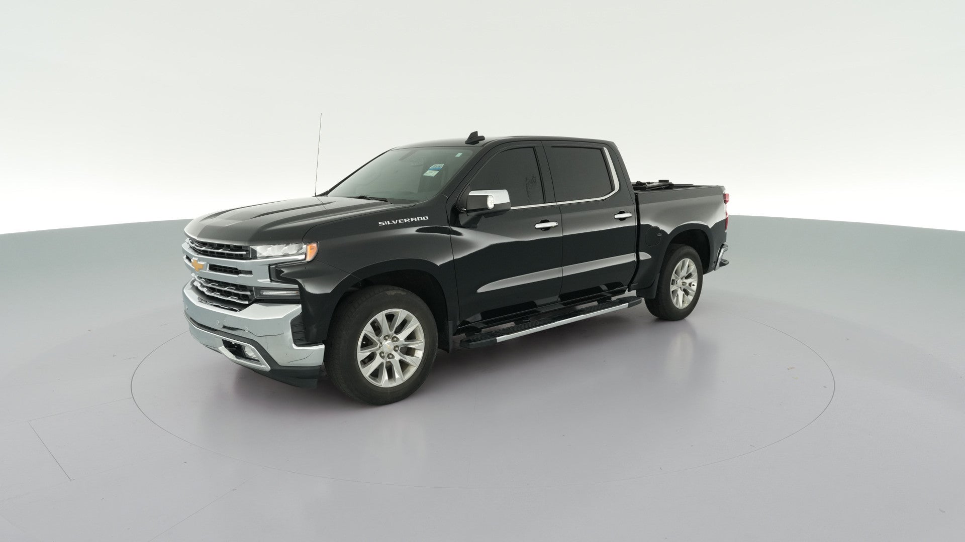 2019 Chevrolet Silverado 1500 Crew Cab vehicle photo