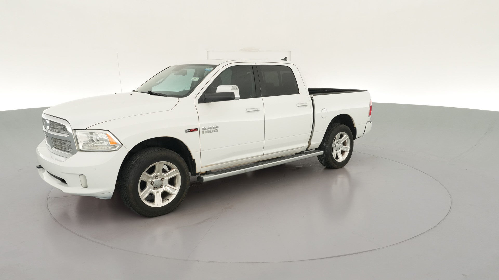2015 Ram 1500 Crew Cab vehicle photo
