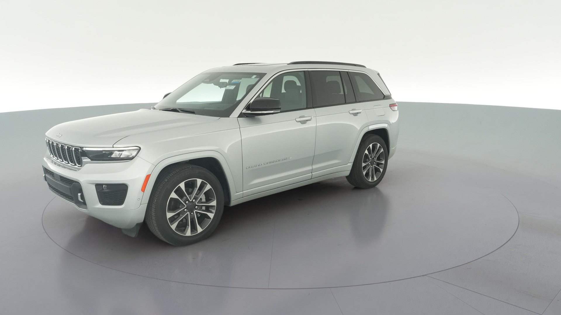 2025 Jeep Grand Cherokee vehicle photo